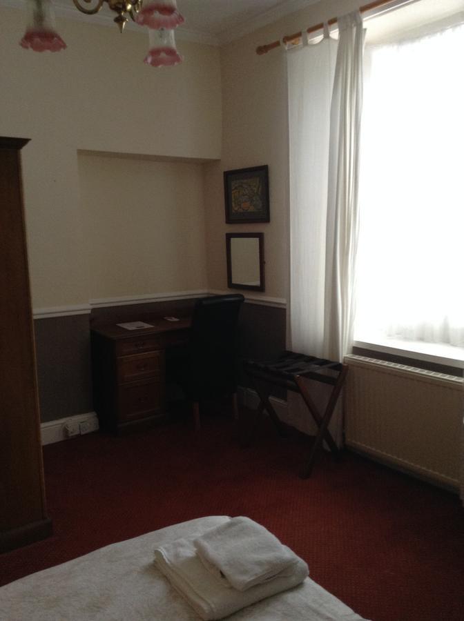 The Eliot Arms Hotel Saint Germans Bagian luar foto